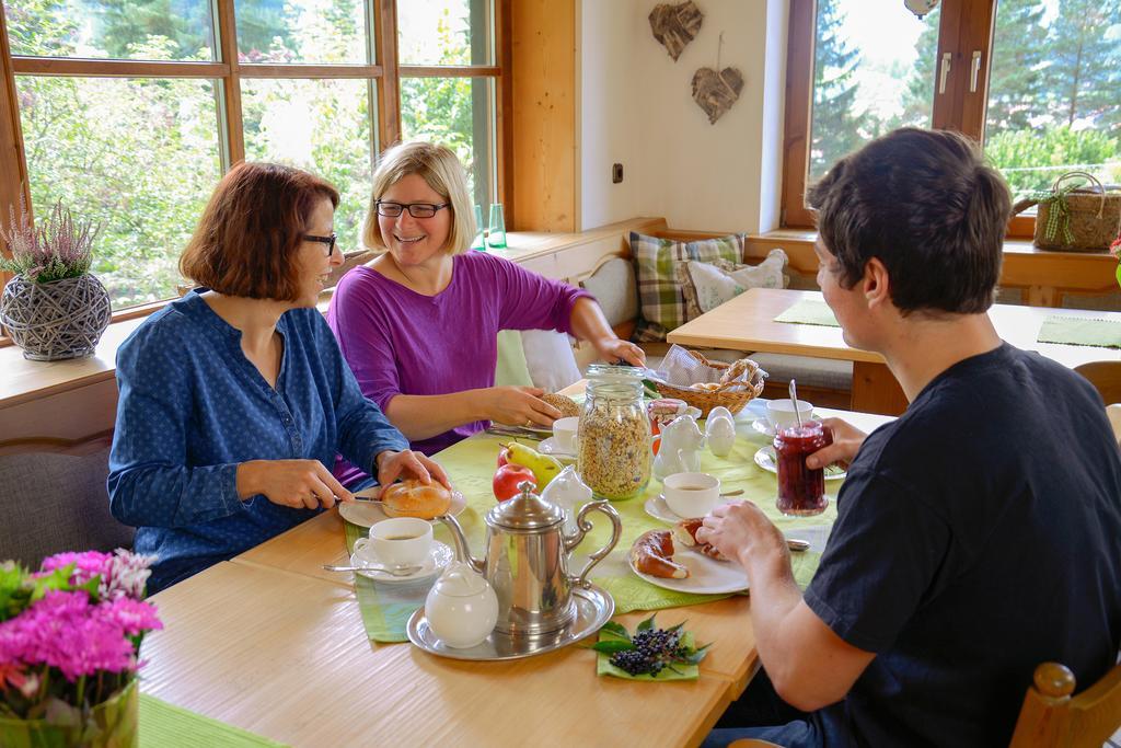 Dreimaederlhaus Am Berg Apartment Pfronten Luaran gambar